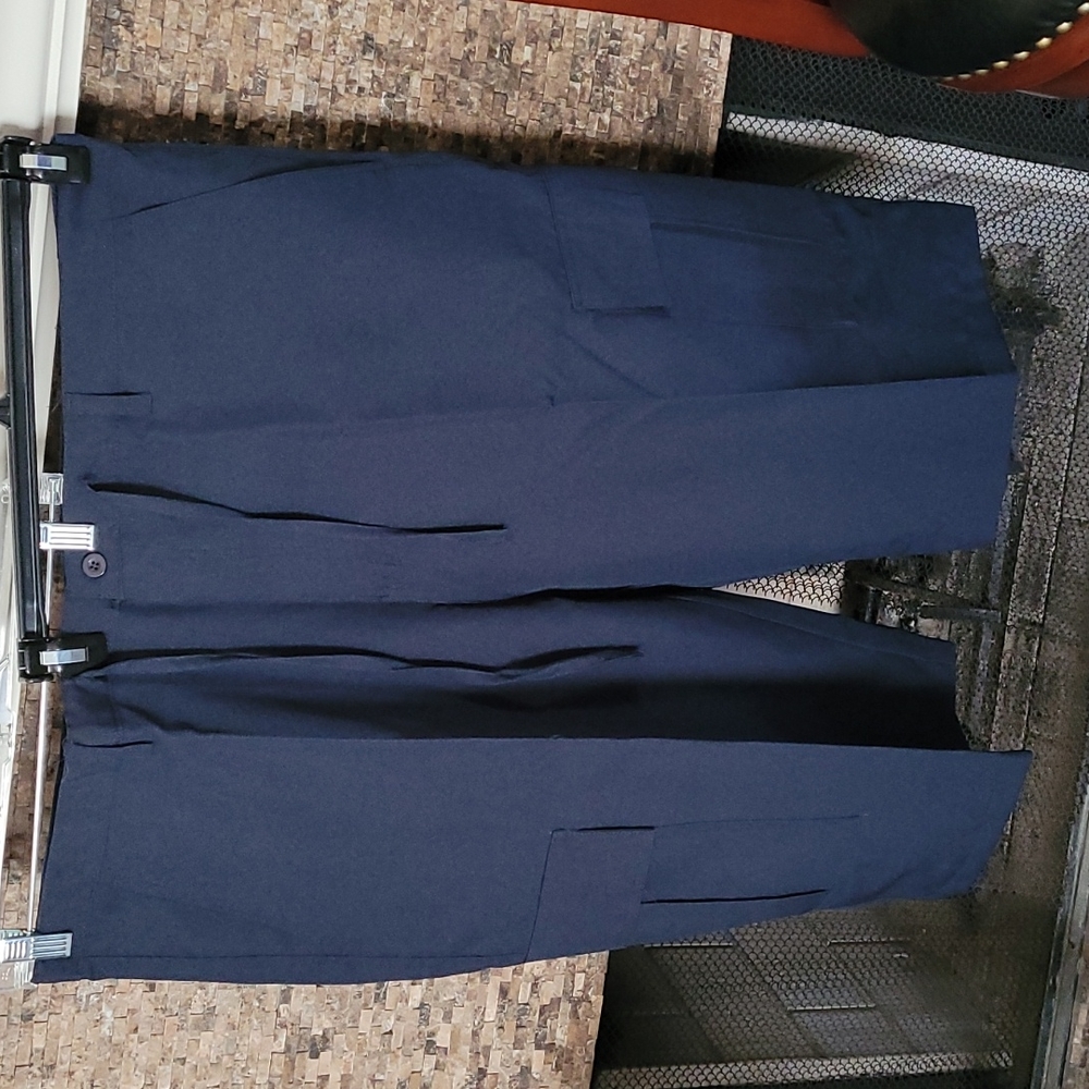 Men's dressy cargo shorts